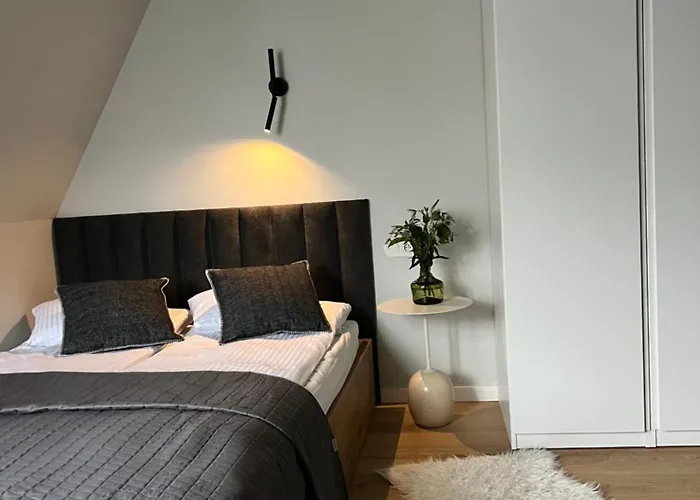 Ela - Elegant Apartment